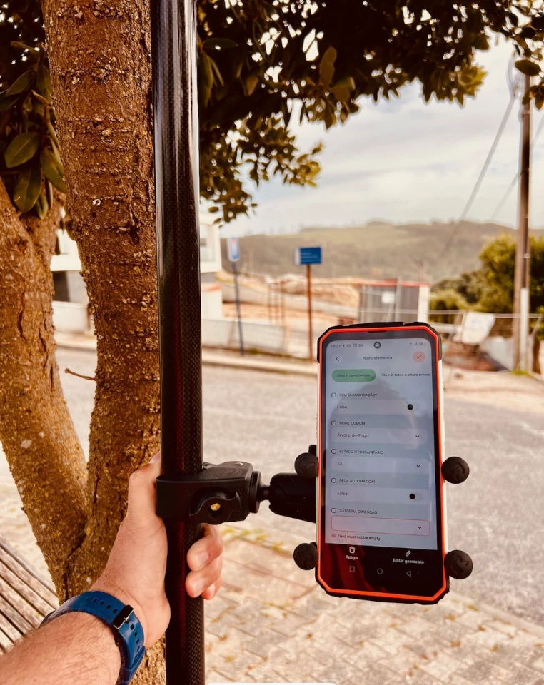 Mobile forms were set up in QGIS project and transferred to Mergin Maps